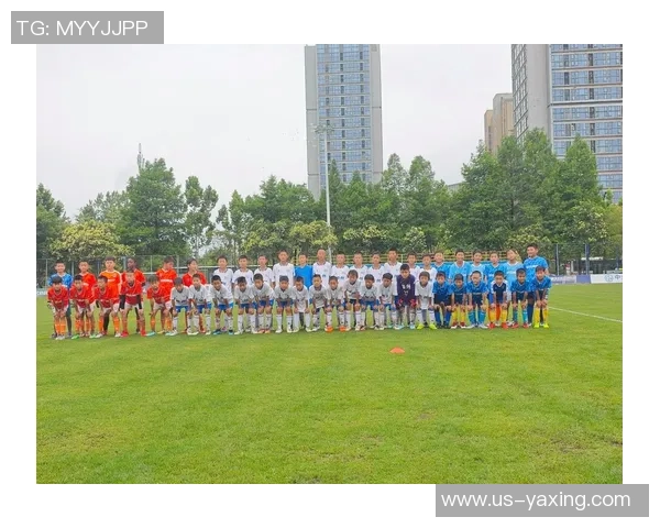 天下足球1102精彩回顾与分析揭示足球世界的魅力与激情 天下足球1102精彩回顾与分析揭示足球世界的魅力与激情